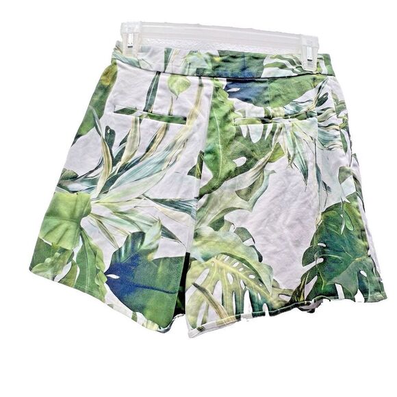 Gianni Bini green women Palm Print short hawaiia island  vacation pockets Size 4 - Picture 7 of 10
